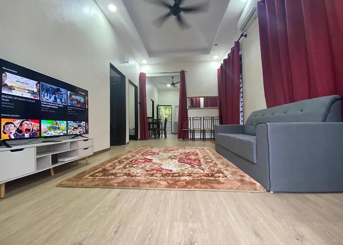 Ainaz Homestay Balik Pulau