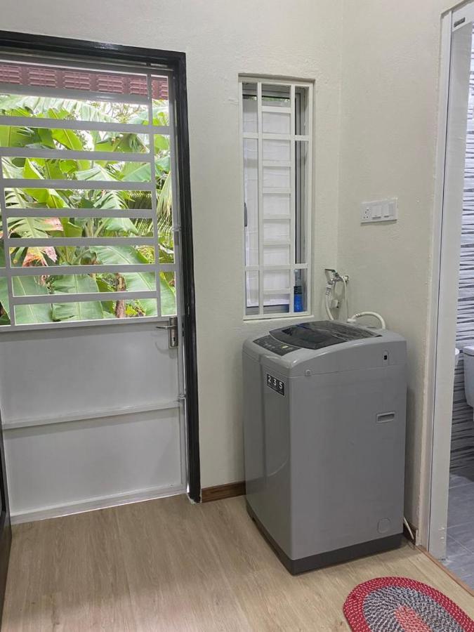 Ainaz Apartment *