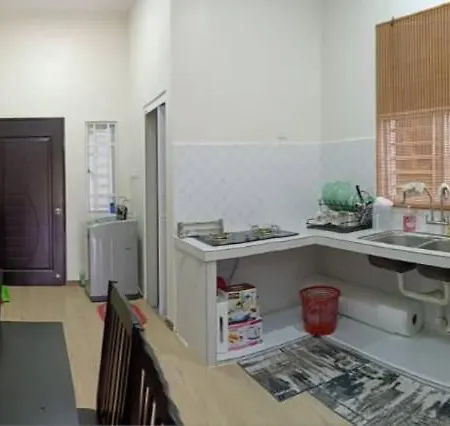 Ainaz Homestay Balik Pulau Exterior photo