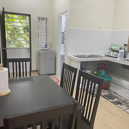 Ainaz Homestay Balik Pulau Exterior photo
